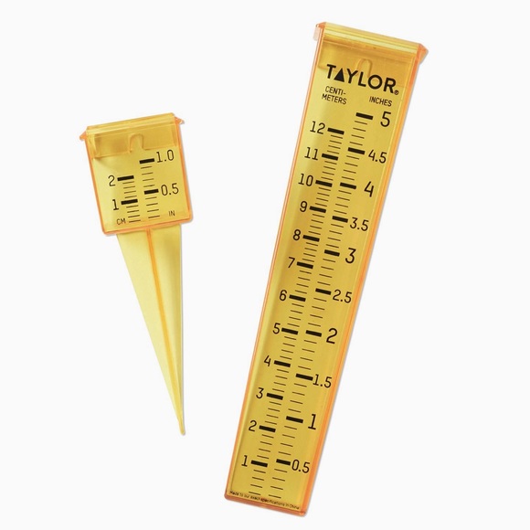 TAYLOR PRECISION PRODUCTS Rain Gauge with Centimetre and Inches Markings - Picture 6 of 6